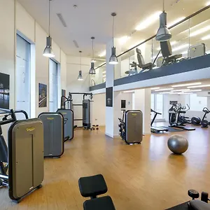Stylish Fully-equipped One Bedroom With Extra Sofa Bed, Free Secure Parking, Onsite Gym, 24hr Security & Concierge London