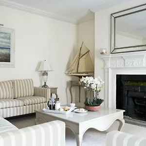  Holiday home Albany House, United Kingdom