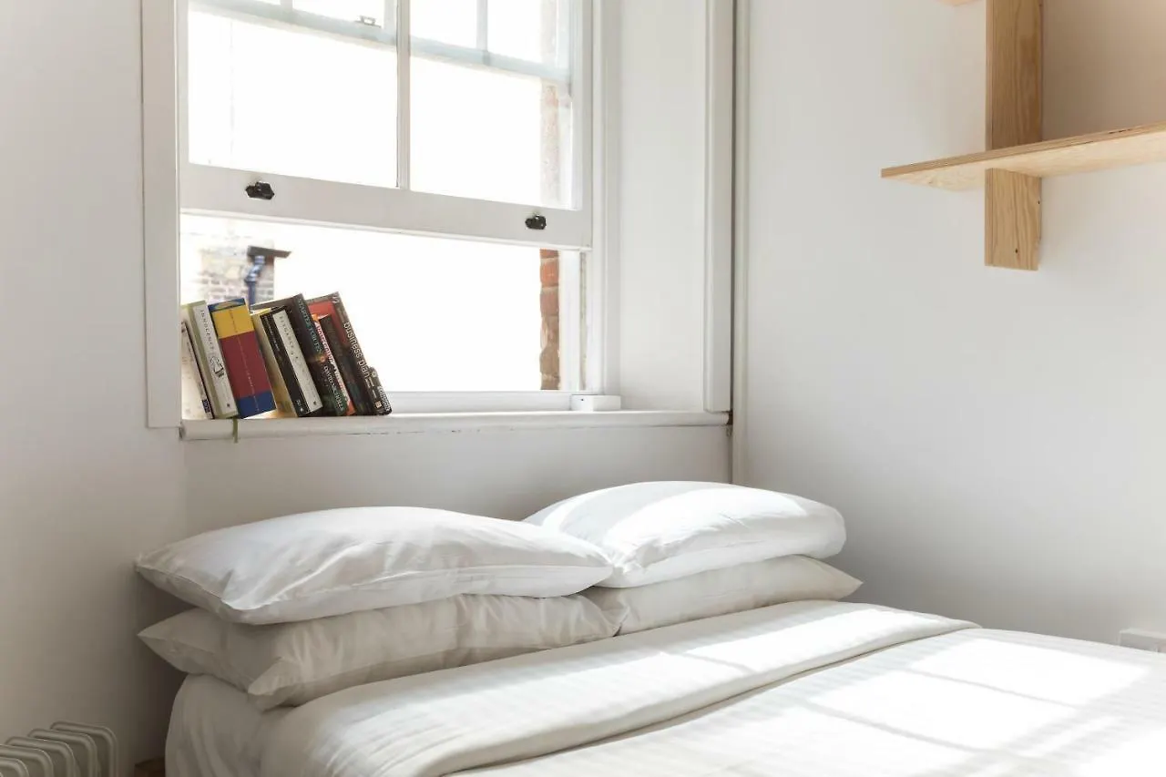 Apartment Beautiful Pied-A-Terre To Explore London